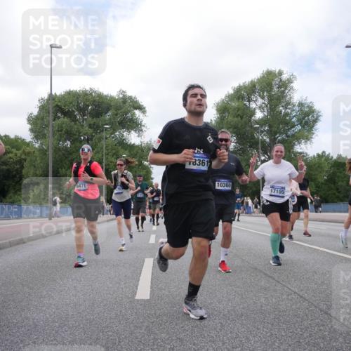 29.06.2025 - hella hamburg halbmarathon Luisa Fischer http://msf.ph/oto/8460330 29.06.2025 10:38:42 Kennedybrücke 1790, 6471, 5783, 6189, 8361, 10360, 278, 17105, 2787, 3828, 4703, 4965, 5147, 6029, 6189, 6471, 6867, 8296, 8567, 9819, 10360, 10565, 10652 meine-sportfotos.de