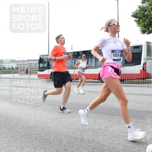 29.06.2025 - hella hamburg halbmarathon Lena Gebhardt http://msf.ph/oto/8460383 29.06.2025 10:31:51 Lombardsbrücke 15579, 10148, 1235, 1311, 1373, 1844, 1879, 2384, 2672, 2831, 2832, 3221, 3239, 3358, 3396, 3397, 3424, 3571, 3681, 3751, 3752, 3822, 4877, 4924, 4953, 5156, 5165, 5601, 5846, 5965, 6078, 6160, 6546, 6573, 6640, 6718, 6727, 7135, 7295, 7334, 7344, 7570, 7695, 7772, 7789, 7816, 7898, 8304, 8538, 8620, 8806, 9078, 9104, 9183, 9478, 9812, 9883, 10240, 10586, 11587, 13724, 16978, 17404, 17517, 17706 meine-sportfotos.de