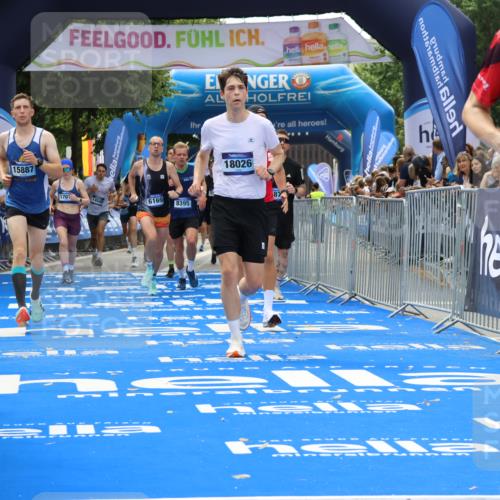 29.06.2025 - hella hamburg halbmarathon Strokosch-Dieckow http://msf.ph/oto/8460401 29.06.2025 10:34:35 Ziel 1644, 5152, 5554, 6169, 6878, 7534, 8395, 11230, 11661, 13618, 14289, 14603, 15887, 16148, 17014, 18026 meine-sportfotos.de