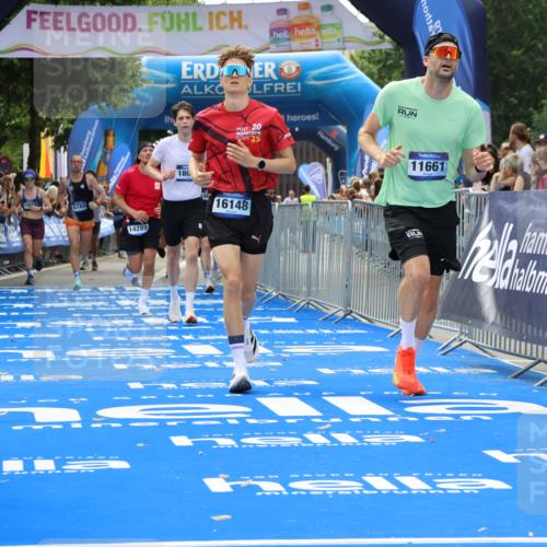 29.06.2025 - hella hamburg halbmarathon Strokosch-Dieckow http://msf.ph/oto/8460512 29.06.2025 10:34:33 Ziel 1644, 6169, 6305, 6878, 7534, 8395, 11230, 11661, 13618, 14289, 15887, 16148, 18026 meine-sportfotos.de