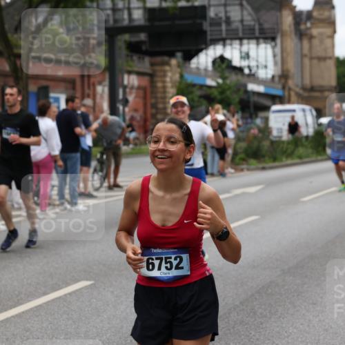 29.06.2025 - hella hamburg halbmarathon Yannick Fuchs http://msf.ph/oto/8460553 29.06.2025 10:56:41 20KM 1114, 1194, 1212, 1432, 1531, 1573, 1674, 1851, 2447, 2911, 3001, 3740, 4511, 6311, 6602, 6752, 7453, 7869, 8045, 8068, 8624, 8730, 11180, 12008, 12156, 12286, 13498, 13874, 14348, 14677, 16654, 16688, 17096, 17119, 17142, 18382, 18530 meine-sportfotos.de