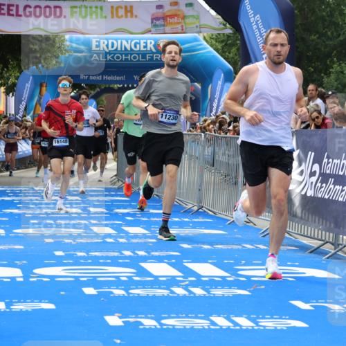 29.06.2025 - hella hamburg halbmarathon Strokosch-Dieckow http://msf.ph/oto/8460726 29.06.2025 10:34:31 Ziel 1644, 6169, 6305, 7534, 9686, 11230, 11661, 13618, 15887, 16148, 18026, 18099 meine-sportfotos.de