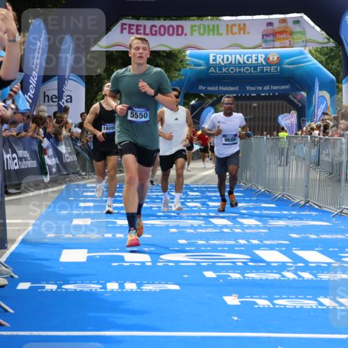 29.06.2025 - hella hamburg halbmarathon Strokosch-Dieckow http://msf.ph/oto/8460952 29.06.2025 10:34:23 Ziel 1002, 1644, 5550, 6305, 7534, 9686, 13618, 14784, 16417, 18099 meine-sportfotos.de