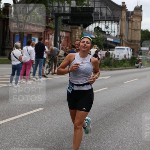 29.06.2025 - hella hamburg halbmarathon Yannick Fuchs http://msf.ph/oto/8461125 29.06.2025 10:56:44 20KM 1114, 1194, 1212, 1420, 1432, 1531, 1674, 1851, 2447, 2683, 2911, 3001, 3740, 4389, 4511, 6311, 6602, 6752, 7453, 7869, 8045, 8068, 8624, 8730, 9306, 11180, 11310, 12008, 12156, 12286, 12571, 12978, 13498, 13874, 13939, 14348, 14677, 14917, 16654, 16688, 17096, 17119, 17142, 18382, 18530 meine-sportfotos.de