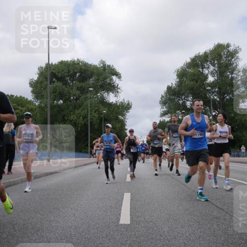29.06.2025 - hella hamburg halbmarathon Luisa Fischer http://msf.ph/oto/8461194 29.06.2025 10:39:07 Kennedybrücke 1775, 17289, 9744, 7304, 16571, 16570, 1198, 330, 1336, 1717, 2352, 2588, 2827, 4413, 5531, 6845, 7111, 7275, 8356, 8947, 10047, 10567 meine-sportfotos.de