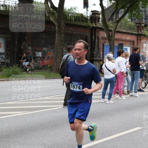 29.06.2025 - hella hamburg halbmarathon Yannick Fuchs http://msf.ph/oto/8461319 29.06.2025 10:56:46 20KM 1114, 1194, 1212, 1420, 1427, 1432, 1531, 1674, 1851, 2447, 2582, 2683, 2911, 3001, 3625, 3740, 4389, 4511, 6311, 6602, 6752, 6966, 7453, 7869, 8045, 8068, 8624, 8730, 9306, 11180, 11310, 12004, 12008, 12286, 12571, 12978, 13874, 13939, 14348, 14677, 14917, 16654, 16688, 17096, 17119, 17142, 18382, 18530 meine-sportfotos.de