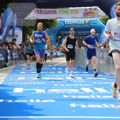 29.06.2025 - hella hamburg halbmarathon Strokosch-Dieckow http://msf.ph/oto/8461344 29.06.2025 10:34:19 Ziel 1002, 1080, 3005, 5550, 7901, 9686, 14784, 16417, 18099, 18906 meine-sportfotos.de