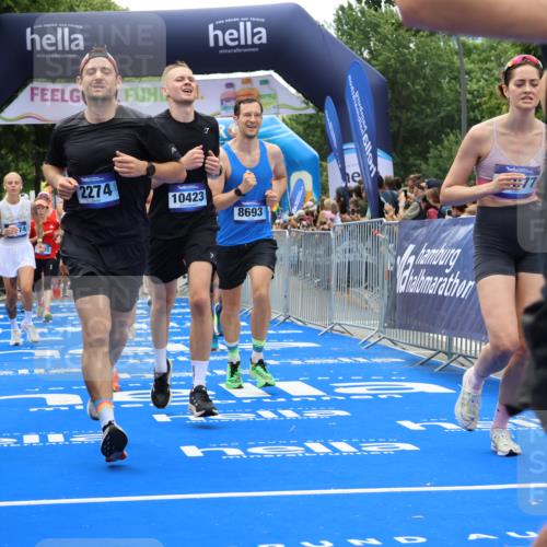 29.06.2025 - hella hamburg halbmarathon Strokosch-Dieckow http://msf.ph/oto/8461483 29.06.2025 10:47:22 Ziel 51, 1012, 1592, 2274, 2839, 2864, 2869, 2953, 3304, 5024, 5532, 5650, 6134, 6168, 6203, 8693, 8852, 9305, 10423, 11021, 11077, 11491, 11518, 13672, 13782, 14722, 15350, 15611, 15923, 16089, 16286, 16819, 17846, 17905, 18758, 18856, 18974 meine-sportfotos.de