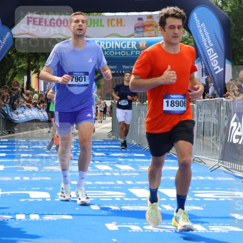 29.06.2025 - hella hamburg halbmarathon Strokosch-Dieckow http://msf.ph/oto/8461598 29.06.2025 10:34:13 Ziel 1002, 1080, 3005, 7884, 7901, 9376, 11202, 14784, 17751, 18906 meine-sportfotos.de