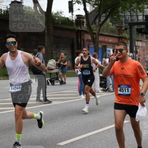 29.06.2025 - hella hamburg halbmarathon Yannick Fuchs http://msf.ph/oto/8462151 29.06.2025 10:56:51 20KM 1114, 1126, 1194, 1212, 1420, 1427, 1531, 1674, 1851, 2447, 2582, 2683, 2911, 3001, 3182, 3248, 3625, 3740, 4389, 4511, 4538, 5708, 5763, 6311, 6602, 6752, 6966, 7453, 7869, 8068, 8176, 8721, 8730, 9306, 11180, 11310, 12004, 12008, 12286, 12571, 12836, 12978, 13739, 13874, 13939, 14348, 14677, 14917, 16420, 16540, 17045, 17096, 17119, 17142, 17818, 18382, 18530 meine-sportfotos.de