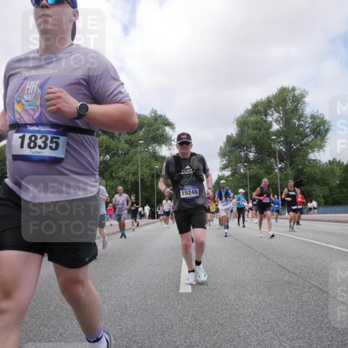 29.06.2025 - hella hamburg halbmarathon Luisa Fischer http://msf.ph/oto/8462158 29.06.2025 10:39:33 Kennedybrücke 1835, 15248, 1224, 4937, 5246, 5747, 5919, 8530, 9229, 9295, 9694, 9701 meine-sportfotos.de