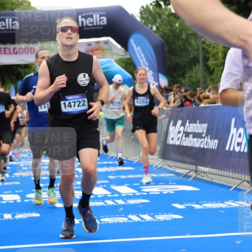 29.06.2025 - hella hamburg halbmarathon Strokosch-Dieckow http://msf.ph/oto/8462210 29.06.2025 10:47:18 Ziel 51, 2274, 2623, 2864, 5024, 5650, 6134, 6168, 6203, 6716, 7480, 8693, 10208, 10211, 10423, 11077, 11491, 11518, 13672, 13782, 14722, 15350, 15611, 16089, 16286, 16819, 17718, 17915, 18856, 18974 meine-sportfotos.de