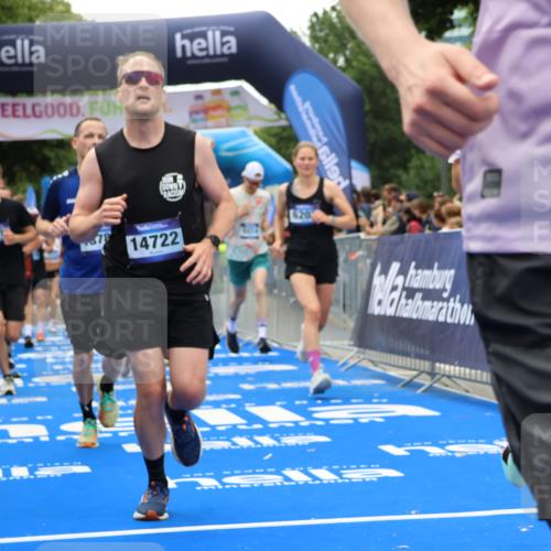 29.06.2025 - hella hamburg halbmarathon Strokosch-Dieckow http://msf.ph/oto/8462268 29.06.2025 10:47:18 Ziel 51, 2274, 2623, 2864, 5024, 5650, 6134, 6168, 6203, 6716, 7480, 8693, 10208, 10211, 10423, 11077, 11491, 11518, 13672, 13782, 14722, 15350, 15611, 16089, 16286, 16819, 17718, 17915, 18856, 18974 meine-sportfotos.de