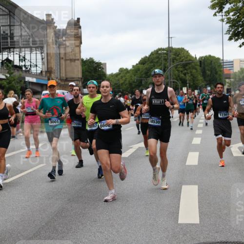 29.06.2025 - hella hamburg halbmarathon Yannick Fuchs http://msf.ph/oto/8462573 29.06.2025 10:56:52 20KM 1114, 1126, 1194, 1212, 1420, 1427, 1531, 1674, 1851, 1881, 2447, 2582, 2683, 2911, 3001, 3182, 3248, 3625, 3740, 4389, 4511, 4538, 5708, 5763, 6311, 6602, 6966, 7453, 7869, 8068, 8176, 8721, 8730, 9306, 11180, 11310, 12004, 12008, 12286, 12571, 12836, 12978, 13739, 13874, 13939, 14348, 14677, 14917, 16420, 16540, 17045, 17096, 17119, 17142, 17818, 18382, 18530, 18999 meine-sportfotos.de
