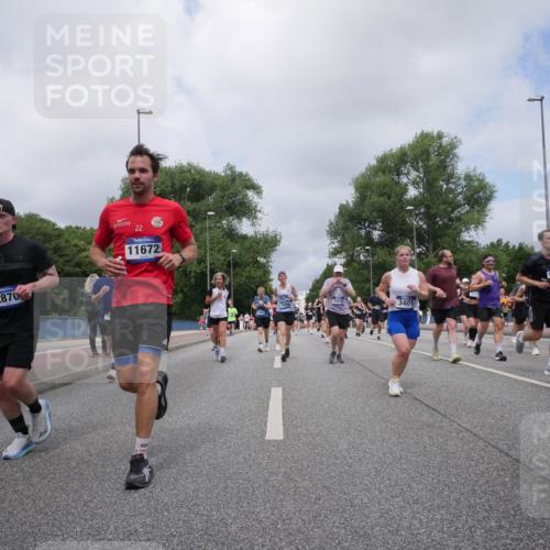 29.06.2025 - hella hamburg halbmarathon Luisa Fischer http://msf.ph/oto/8462653 29.06.2025 10:39:50 Kennedybrücke 2870, 22, 11672, 3401, 1057, 36, 1008, 1010, 3401, 3699, 3895, 4245, 5540, 5809, 6184, 6359, 6417, 7632, 8581, 9432, 9806, 10123, 10487, 10531, 10577 meine-sportfotos.de