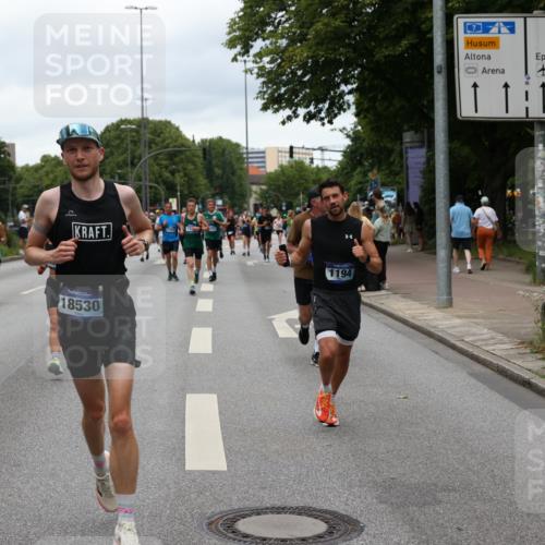 29.06.2025 - hella hamburg halbmarathon Yannick Fuchs http://msf.ph/oto/8462786 29.06.2025 10:56:54 20KM 1114, 1126, 1194, 1212, 1420, 1427, 1531, 1674, 1851, 1881, 2447, 2582, 2683, 2911, 3001, 3182, 3248, 3625, 3740, 4389, 4511, 4538, 5058, 5653, 5708, 5763, 6142, 6311, 6602, 6966, 7453, 8068, 8176, 8721, 9306, 9554, 11310, 12004, 12008, 12286, 12571, 12836, 12978, 13739, 13874, 13939, 14348, 14677, 14917, 16420, 16540, 17045, 17096, 17119, 17142, 17818, 18382, 18530, 18999, 19241 meine-sportfotos.de