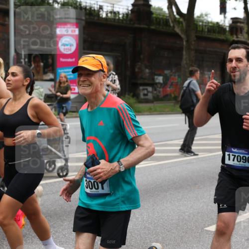 29.06.2025 - hella hamburg halbmarathon Yannick Fuchs http://msf.ph/oto/8462981 29.06.2025 10:56:55 20KM 1114, 1126, 1194, 1212, 1420, 1427, 1531, 1674, 1851, 1881, 2447, 2582, 2683, 2911, 3001, 3182, 3248, 3625, 3740, 4389, 4511, 4538, 5058, 5653, 5708, 5763, 6142, 6311, 6602, 6966, 7453, 8068, 8176, 8721, 9306, 9554, 11310, 12004, 12008, 12286, 12571, 12836, 12978, 13739, 13874, 13939, 14348, 14677, 14917, 16420, 16540, 17045, 17096, 17119, 17142, 17818, 18359, 18382, 18530, 18999, 19241 meine-sportfotos.de