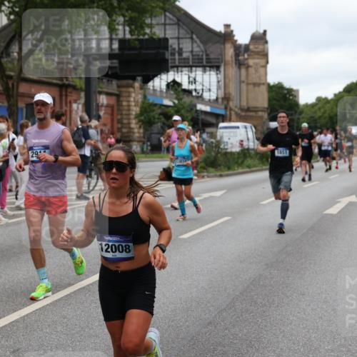 29.06.2025 - hella hamburg halbmarathon Yannick Fuchs http://msf.ph/oto/8463222 29.06.2025 10:56:56 20KM 1114, 1126, 1194, 1212, 1420, 1427, 1531, 1674, 1851, 1881, 2447, 2582, 2683, 2911, 3001, 3182, 3248, 3625, 3740, 4389, 4511, 4538, 5058, 5653, 5708, 5763, 6142, 6311, 6602, 6966, 7453, 8068, 8176, 8721, 9306, 9554, 11310, 12004, 12008, 12286, 12571, 12836, 12978, 13739, 13874, 13939, 14348, 14677, 14917, 16420, 16540, 17045, 17096, 17119, 17142, 17818, 18359, 18382, 18530, 18999, 19241 meine-sportfotos.de