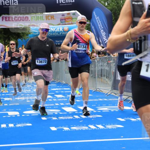 29.06.2025 - hella hamburg halbmarathon Strokosch-Dieckow http://msf.ph/oto/8463241 29.06.2025 10:47:15 Ziel 2623, 2864, 5024, 6134, 6168, 6203, 6373, 6716, 7480, 10208, 10211, 11491, 11518, 13007, 13672, 13782, 14722, 15611, 16089, 16286, 17718, 17915, 18856 meine-sportfotos.de