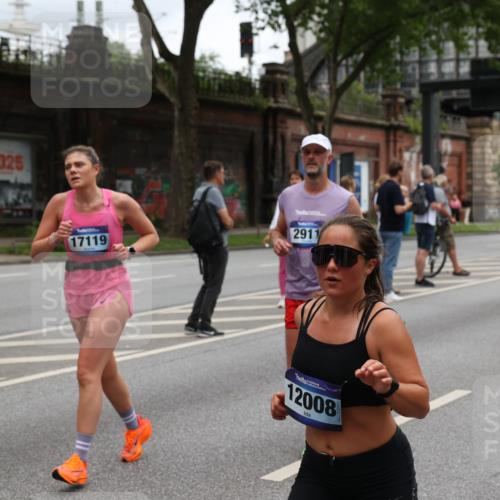 29.06.2025 - hella hamburg halbmarathon Yannick Fuchs http://msf.ph/oto/8463392 29.06.2025 10:56:56 20KM 1114, 1126, 1194, 1212, 1420, 1427, 1531, 1674, 1851, 1881, 2447, 2582, 2683, 2911, 3001, 3182, 3248, 3625, 3740, 4389, 4511, 4538, 5058, 5653, 5708, 5763, 6142, 6311, 6602, 6966, 7453, 8068, 8176, 8721, 9306, 9554, 11310, 12004, 12008, 12286, 12571, 12836, 12978, 13739, 13874, 13939, 14348, 14677, 14917, 16420, 16540, 17045, 17096, 17119, 17142, 17818, 18359, 18382, 18530, 18999, 19241 meine-sportfotos.de
