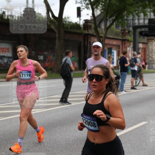 29.06.2025 - hella hamburg halbmarathon Yannick Fuchs http://msf.ph/oto/8463416 29.06.2025 10:56:56 20KM 1114, 1126, 1194, 1212, 1420, 1427, 1531, 1674, 1851, 1881, 2447, 2582, 2683, 2911, 3001, 3182, 3248, 3625, 3740, 4389, 4511, 4538, 5058, 5653, 5708, 5763, 6142, 6311, 6602, 6966, 7453, 8068, 8176, 8721, 9306, 9554, 11310, 12004, 12008, 12286, 12571, 12836, 12978, 13739, 13874, 13939, 14348, 14677, 14917, 16420, 16540, 17045, 17096, 17119, 17142, 17818, 18359, 18382, 18530, 18999, 19241 meine-sportfotos.de