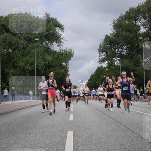 29.06.2025 - hella hamburg halbmarathon Luisa Fischer http://msf.ph/oto/8463453 29.06.2025 10:40:21 Kennedybrücke 10112, 56, 1022, 1118, 1488, 1490, 1597, 1952, 2552, 3165, 3230, 3714, 3873, 4733, 5224, 5560, 6804, 7202, 7235, 7707, 7823, 8315, 9054, 9055, 10024, 10112, 10762, 10798 meine-sportfotos.de