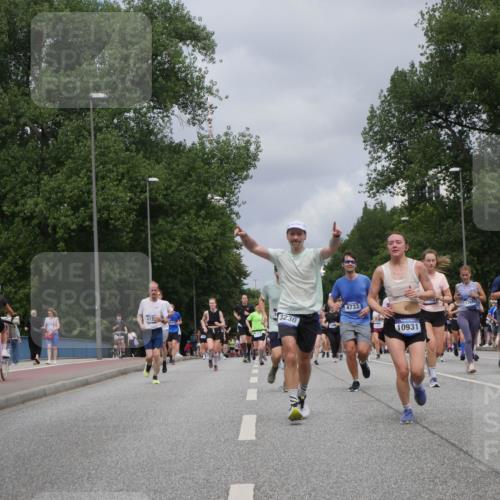 29.06.2025 - hella hamburg halbmarathon Luisa Fischer http://msf.ph/oto/8463504 29.06.2025 10:40:26 Kennedybrücke 617, 3230, 4733, 10931, 17688, 17687, 10762, 9055, 56, 1022, 1118, 1276, 2104, 2199, 2272, 2552, 3165, 3230, 3873, 4733, 5146, 5224, 5940, 6584, 7235, 8758, 9054, 9055, 10024, 10112, 10476, 10762, 10798 meine-sportfotos.de