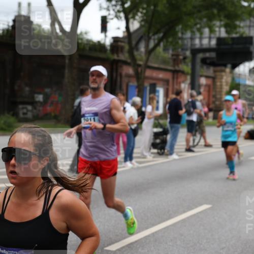 29.06.2025 - hella hamburg halbmarathon Yannick Fuchs http://msf.ph/oto/8463531 29.06.2025 10:56:56 20KM 1114, 1126, 1194, 1212, 1420, 1427, 1531, 1674, 1851, 1881, 2447, 2582, 2683, 2911, 3001, 3182, 3248, 3625, 3740, 4389, 4511, 4538, 5058, 5653, 5708, 5763, 6142, 6311, 6602, 6966, 7453, 8068, 8176, 8721, 9306, 9554, 11310, 12004, 12008, 12286, 12571, 12836, 12978, 13739, 13874, 13939, 14348, 14677, 14917, 16420, 16540, 17045, 17096, 17119, 17142, 17818, 18359, 18382, 18530, 18999, 19241 meine-sportfotos.de