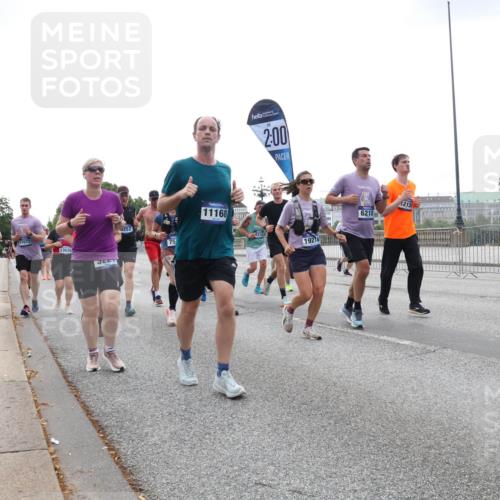 29.06.2025 - hella hamburg halbmarathon Lena Gebhardt http://msf.ph/oto/8463929 29.06.2025 10:32:15 Lombardsbrücke 17073, 17072, 13026, 252, 75, 11168, 2, 00, 4314, 19214, 6218, 1213, 1311, 1373, 1640, 1987, 2349, 2384, 2672, 2943, 3022, 3221, 3239, 3358, 3365, 3653, 3707, 3751, 3752, 3778, 3822, 4314, 4365, 4605, 4857, 4877, 4924, 5156, 5496, 5601, 5658, 5743, 5783, 5941, 6218, 6228, 6252, 6312, 6315, 6718, 6727, 7135, 7239, 7295, 7344, 7468, 7535, 7570, 7695, 7702, 7789, 7816, 7898, 8124, 8127, 8175, 8303, 8538, 8625, 8787, 8840, 8914, 8993, 9125, 9206, 10002 meine-sportfotos.de