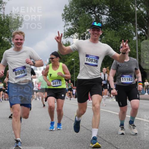 29.06.2025 - hella hamburg halbmarathon Luisa Fischer http://msf.ph/oto/8464560 29.06.2025 10:40:57 Kennedybrücke 6190, 8985, 8811, 10836, 47389, 11183, 4, 69, 1475, 2853, 4762, 5139, 5522, 5523, 6955, 7321, 8811, 8985, 9894, 10506, 10836 meine-sportfotos.de
