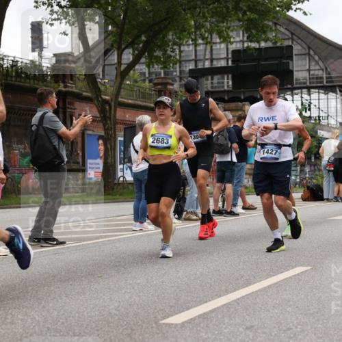 29.06.2025 - hella hamburg halbmarathon Yannick Fuchs http://msf.ph/oto/8464583 29.06.2025 10:57:04 20KM 1126, 1420, 1427, 1531, 1881, 2447, 2582, 2683, 2911, 3182, 3248, 3625, 4389, 4538, 4665, 5058, 5511, 5653, 5708, 5763, 6142, 6966, 7453, 8068, 8176, 8469, 8478, 8721, 9306, 9554, 9899, 11310, 11402, 12004, 12008, 12571, 12836, 12978, 13739, 13874, 13939, 14677, 14917, 16371, 16420, 16540, 17045, 17119, 17818, 17890, 18359, 18452, 18999, 19241 meine-sportfotos.de