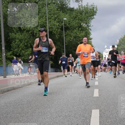 29.06.2025 - hella hamburg halbmarathon Luisa Fischer http://msf.ph/oto/8465079 29.06.2025 10:41:17 Kennedybrücke 7794, 2001, 2640, 1893, 4414, 1578, 2124, 3010, 3246, 3286, 3880, 4414, 5875, 8696, 9391, 9524, 10146 meine-sportfotos.de