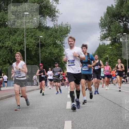 29.06.2025 - hella hamburg halbmarathon Luisa Fischer http://msf.ph/oto/8465316 29.06.2025 10:41:26 Kennedybrücke 17, 8198, 371, 1532, 8199, 15417, 492, 3636, 1394, 1791, 1901, 3633, 3635, 3636, 3716, 4414, 4921, 5713, 5790, 6930, 7148, 7244, 8539, 8615 meine-sportfotos.de