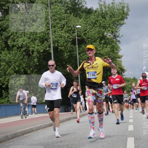 29.06.2025 - hella hamburg halbmarathon Luisa Fischer http://msf.ph/oto/8465620 29.06.2025 10:41:33 Kennedybrücke 3716, 15876, 1196, 1816, 6695, 1394, 1596, 1791, 1901, 3338, 3635, 3716, 4921, 5713, 5790, 6695, 6696, 6930, 7148, 7244, 7371, 7552, 8615, 9424, 9500 meine-sportfotos.de