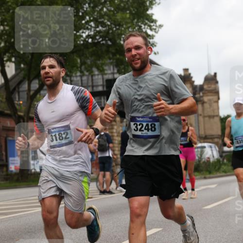 29.06.2025 - hella hamburg halbmarathon Yannick Fuchs http://msf.ph/oto/8465811 29.06.2025 10:57:13 20KM 1126, 1420, 1427, 1722, 1724, 1881, 1992, 2424, 2582, 2683, 3182, 3248, 3360, 3625, 4370, 4389, 4538, 4665, 5058, 5511, 5653, 5708, 5734, 5763, 6142, 6631, 6966, 8176, 8469, 8478, 8721, 8822, 9124, 9306, 9554, 9681, 9899, 10128, 11402, 12004, 12836, 12978, 13528, 13551, 13739, 13939, 14917, 15137, 15516, 16371, 16420, 16478, 16540, 16872, 17045, 17757, 17818, 17890, 18028, 18355, 18359, 18452, 18999, 19241 meine-sportfotos.de