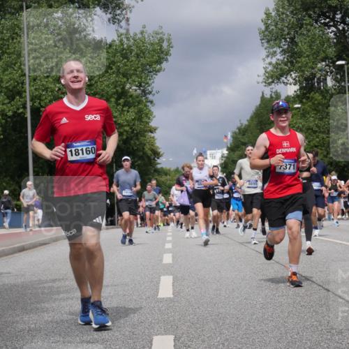 29.06.2025 - hella hamburg halbmarathon Luisa Fischer http://msf.ph/oto/8465868 29.06.2025 10:41:37 Kennedybrücke 75876, 18160, 18544, 05, 66, 7914, 6695, 7371, 8864, 1596, 1791, 2151, 3338, 3716, 5713, 6695, 6696, 6930, 7118, 7119, 7371, 7552, 7914, 8615, 9424, 9500, 9699, 10584 meine-sportfotos.de