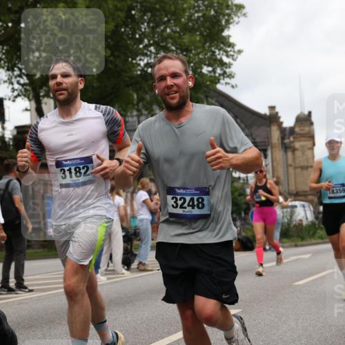 29.06.2025 - hella hamburg halbmarathon Yannick Fuchs http://msf.ph/oto/8465878 29.06.2025 10:57:14 20KM 1126, 1420, 1427, 1722, 1724, 1881, 1992, 2424, 2582, 2683, 3182, 3248, 3360, 3625, 4370, 4389, 4538, 4665, 5058, 5511, 5653, 5708, 5734, 5763, 6142, 6631, 6966, 7333, 8176, 8469, 8478, 8721, 8822, 9124, 9554, 9681, 9899, 10128, 11402, 12004, 12513, 12836, 12978, 13528, 13551, 13739, 14313, 14917, 15137, 15516, 16371, 16420, 16478, 16540, 16872, 17045, 17757, 17818, 17890, 18028, 18355, 18359, 18452, 18999, 19241 meine-sportfotos.de