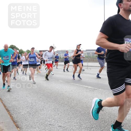 29.06.2025 - hella hamburg halbmarathon Lena Gebhardt http://msf.ph/oto/8465884 29.06.2025 10:32:29 Lombardsbrücke 13959, 15987, 4159, 8175, 15147, 828, 8914, 1199, 1311, 1640, 1987, 2059, 2349, 2943, 3022, 3365, 3653, 3660, 3670, 3707, 3778, 3822, 4314, 4365, 4446, 4605, 4857, 4924, 5496, 5601, 5658, 5743, 5783, 5871, 5941, 6218, 6228, 6252, 6312, 6315, 7135, 7239, 7308, 7309, 7344, 7387, 7468, 7531, 7535, 7570, 7633, 7695, 7702, 7749, 7750, 7789, 8124, 8127, 8175, 8303, 8625, 8787, 8840, 8914, 8993, 9010, 9125, 9188, 9206, 10002, 10013, 10048, 10277 meine-sportfotos.de