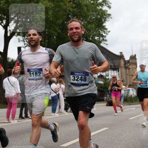 29.06.2025 - hella hamburg halbmarathon Yannick Fuchs http://msf.ph/oto/8465892 29.06.2025 10:57:14 20KM 1126, 1420, 1427, 1722, 1724, 1881, 1992, 2424, 2582, 2683, 3182, 3248, 3360, 3625, 4370, 4389, 4538, 4665, 5058, 5511, 5653, 5708, 5734, 5763, 6142, 6631, 6966, 7333, 8176, 8469, 8478, 8721, 8822, 9124, 9554, 9681, 9899, 10128, 11402, 12004, 12513, 12836, 12978, 13528, 13551, 13739, 14313, 14917, 15137, 15516, 16371, 16420, 16478, 16540, 16872, 17045, 17757, 17818, 17890, 18028, 18355, 18359, 18452, 18999, 19241 meine-sportfotos.de