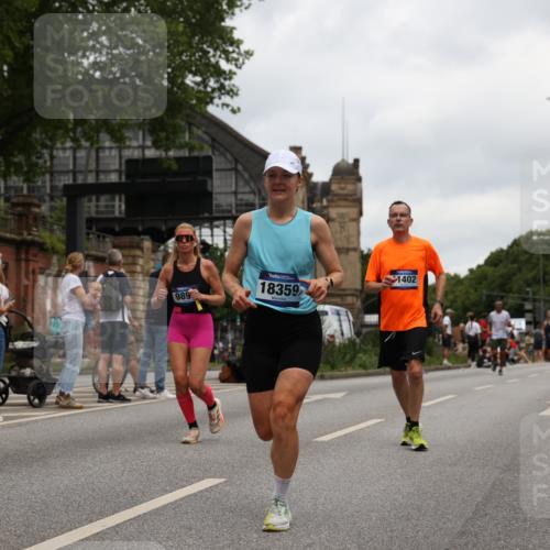 29.06.2025 - hella hamburg halbmarathon Yannick Fuchs http://msf.ph/oto/8465962 29.06.2025 10:57:15 20KM 1126, 1184, 1427, 1722, 1724, 1881, 1992, 2424, 2582, 3182, 3248, 3360, 3625, 4370, 4538, 4665, 5058, 5511, 5653, 5708, 5734, 5763, 6142, 6631, 6966, 7243, 7333, 8176, 8469, 8478, 8721, 8822, 9124, 9554, 9681, 9899, 10128, 10866, 11402, 12004, 12513, 12836, 13528, 13551, 13739, 14313, 15137, 15516, 15550, 16371, 16420, 16478, 16540, 16872, 17045, 17757, 17818, 17890, 18028, 18355, 18359, 18452, 18999, 19241 meine-sportfotos.de