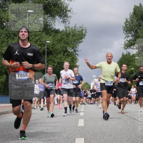 29.06.2025 - hella hamburg halbmarathon Luisa Fischer http://msf.ph/oto/8465977 29.06.2025 10:41:46 Kennedybrücke 7868, 13833, 16174, 2151, 4406, 2786, 392, 11697, 7692, 2151, 3094, 3095, 3323, 3338, 3841, 3927, 5300, 6199, 6200, 6696, 6751, 7118, 7119, 7165, 7692, 7849, 7914, 8583, 9500, 9689, 9699, 10584 meine-sportfotos.de