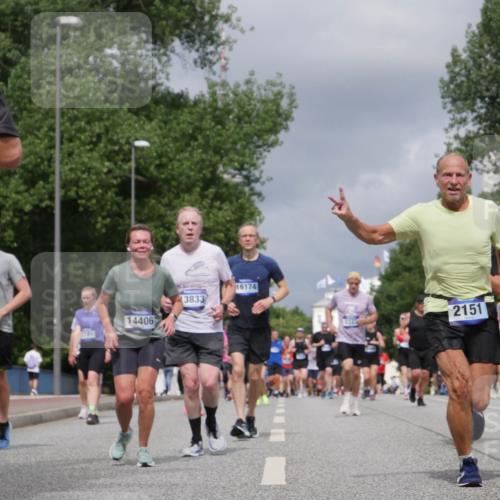 29.06.2025 - hella hamburg halbmarathon Luisa Fischer http://msf.ph/oto/8466006 29.06.2025 10:41:47 Kennedybrücke 3, 16, 3833, 14406, 16174, 2151, 7692, 2113, 2151, 3094, 3095, 3323, 3841, 3927, 5161, 5300, 6199, 6200, 6751, 7118, 7119, 7165, 7692, 7849, 7914, 8583, 9689, 9699, 10584 meine-sportfotos.de
