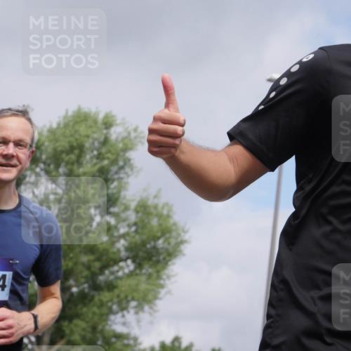 29.06.2025 - hella hamburg halbmarathon Luisa Fischer http://msf.ph/oto/8466104 29.06.2025 10:41:51 Kennedybrücke 16174, 76, 1457, 1721, 2113, 3094, 3095, 3242, 3323, 3841, 3927, 5085, 5089, 5155, 5161, 5300, 6199, 6200, 6751, 7117, 7165, 7692, 7849, 8583, 8635, 8747, 9689 meine-sportfotos.de