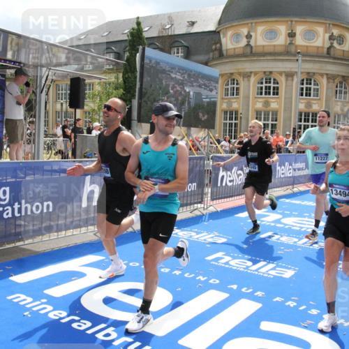 29.06.2025 - hella hamburg halbmarathon Michael Strokosch http://msf.ph/oto/8466124 29.06.2025 10:34:06 Ziel 9345, 9519, 11019, 11202, 11227, 13066, 13493, 13494, 14448, 15268, 16724, 17877 meine-sportfotos.de
