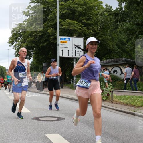 29.06.2025 - hella hamburg halbmarathon Yannick Fuchs http://msf.ph/oto/8466365 29.06.2025 10:57:17 20KM 1126, 1184, 1722, 1724, 1881, 1940, 1992, 2424, 3182, 3248, 3360, 4370, 4538, 4665, 5058, 5511, 5653, 5708, 5734, 5763, 6142, 6631, 7243, 7333, 8176, 8469, 8478, 8721, 8822, 9124, 9439, 9554, 9681, 9899, 10128, 10866, 11402, 12513, 12836, 13528, 13551, 13739, 14313, 15137, 15516, 15550, 16371, 16420, 16478, 16540, 16872, 17045, 17757, 17818, 17890, 18028, 18355, 18359, 18452, 18999, 19241 meine-sportfotos.de