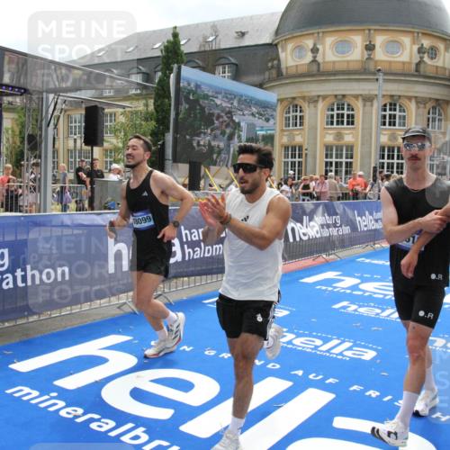 29.06.2025 - hella hamburg halbmarathon Michael Strokosch http://msf.ph/oto/8467277 29.06.2025 10:34:32 Ziel 1644, 5550, 6305, 7534, 9686, 11230, 13618, 18099 meine-sportfotos.de
