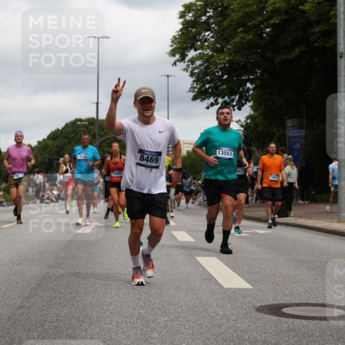 29.06.2025 - hella hamburg halbmarathon Yannick Fuchs http://msf.ph/oto/8467278 29.06.2025 10:57:23 20KM 1184, 1316, 1722, 1724, 1940, 1992, 2424, 3360, 4370, 4665, 5058, 5305, 5511, 5653, 5734, 6142, 6631, 7243, 7333, 8469, 8478, 8822, 9124, 9439, 9554, 9681, 9899, 10128, 10766, 10866, 11402, 11527, 12513, 13528, 13551, 14313, 15137, 15516, 15550, 16371, 16478, 16872, 17071, 17757, 17890, 17894, 18028, 18122, 18355, 18359, 18452, 19241 meine-sportfotos.de