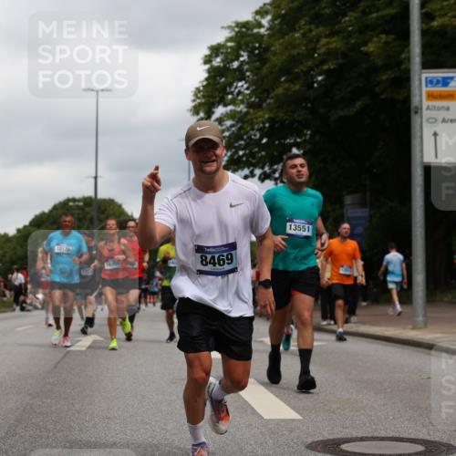 29.06.2025 - hella hamburg halbmarathon Yannick Fuchs http://msf.ph/oto/8467428 29.06.2025 10:57:24 20KM 1184, 1316, 1722, 1724, 1940, 1992, 2424, 3360, 4370, 4665, 5058, 5305, 5511, 5734, 6142, 6631, 7243, 7333, 8469, 8478, 8822, 9124, 9439, 9681, 9899, 10128, 10766, 10866, 11402, 11527, 12513, 13528, 13551, 14313, 15137, 15516, 15550, 16371, 16478, 16639, 16872, 17071, 17757, 17890, 17894, 18028, 18122, 18355, 18359, 18452 meine-sportfotos.de