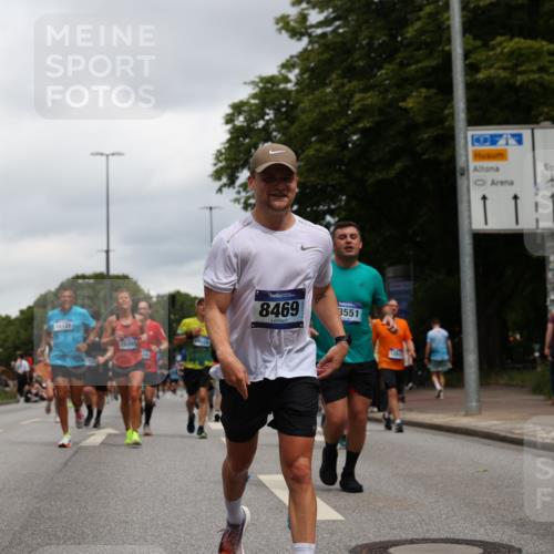 29.06.2025 - hella hamburg halbmarathon Yannick Fuchs http://msf.ph/oto/8467558 29.06.2025 10:57:24 20KM 1184, 1316, 1722, 1724, 1940, 1992, 2424, 3360, 4370, 4665, 5058, 5305, 5511, 5734, 6142, 6631, 7243, 7333, 8469, 8478, 8822, 9124, 9439, 9681, 9899, 10128, 10766, 10866, 11402, 11527, 12513, 13528, 13551, 14313, 15137, 15516, 15550, 16371, 16478, 16639, 16872, 17071, 17757, 17890, 17894, 18028, 18122, 18355, 18359, 18452 meine-sportfotos.de
