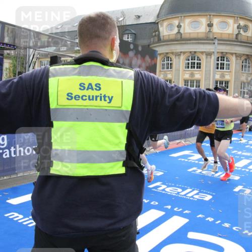 29.06.2025 - hella hamburg halbmarathon Michael Strokosch http://msf.ph/oto/8468450 29.06.2025 10:35:01 Ziel 4477, 6704, 8864, 12044, 12751, 15391, 15902, 16140, 16177, 16712, 17643, 18183, 18220 meine-sportfotos.de